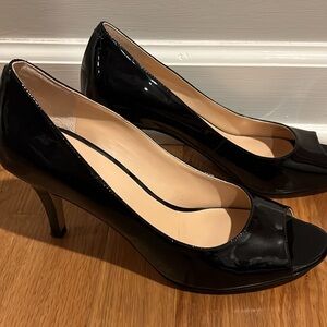 Cole Haan never worn peep toe black patent leather pumps size 9